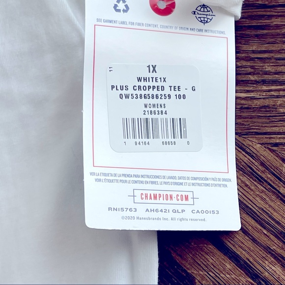 Champion Signature T Shirt White Cropped Boxy Plus Size 1X Athleisure Crew Neck - Picture 5 of 6
